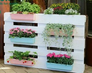 Jardin vertical en palettes en bois